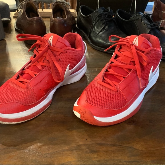 Nike Ja Morant (Gently worn/Like New)
Nike Men's 9 Athletic Shoes - Picture 4 of 11
